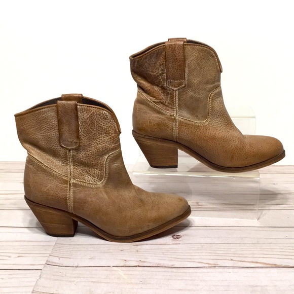 CORRAL ankle boot P5020 with out strap 2 inch heel sz 8 tan brown - Picture 2 of 10